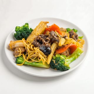 93. Combination Soft Chow Mein (Shrimp, Beef, Chicken)
